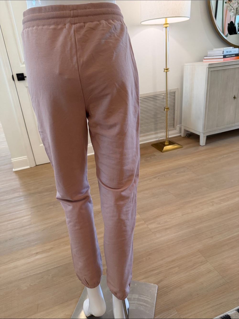 Barefoot Dreams Pink Clay V-Neck Pullover LuxeLounge Pants Mixed Set - Picture 6 of 14